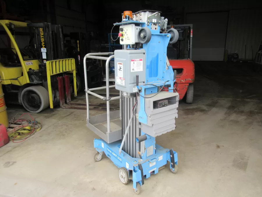 Genie AWP-30S Vertical Mast Lift-S #10982 - view 1