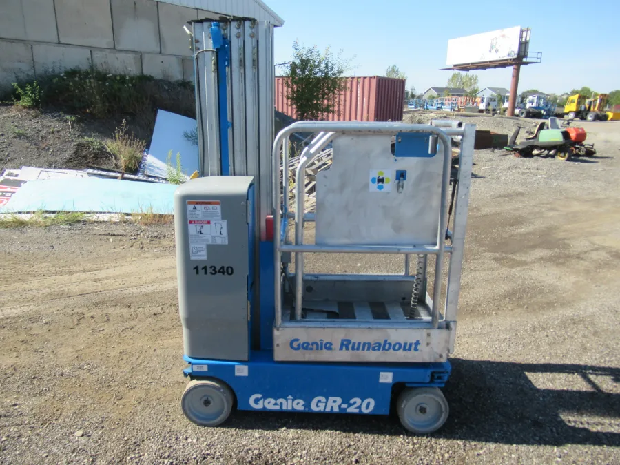 Genie GR-20 Vertical Mast Lift-S #11340 - view 3