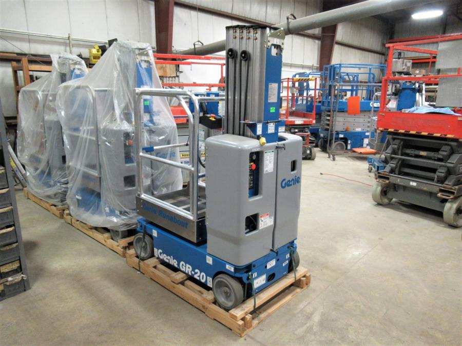 Genie GR-20 Vertical Mast Lift #11018 - view 4