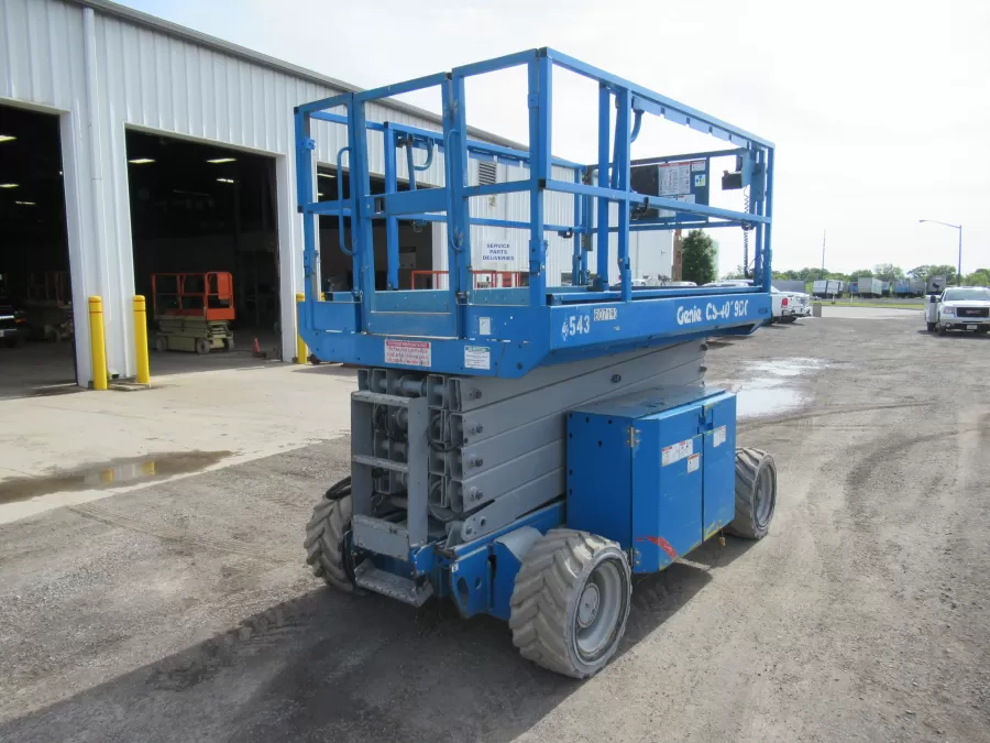 Genie GS-4069DC  Scissor Lift #11104 - view 3