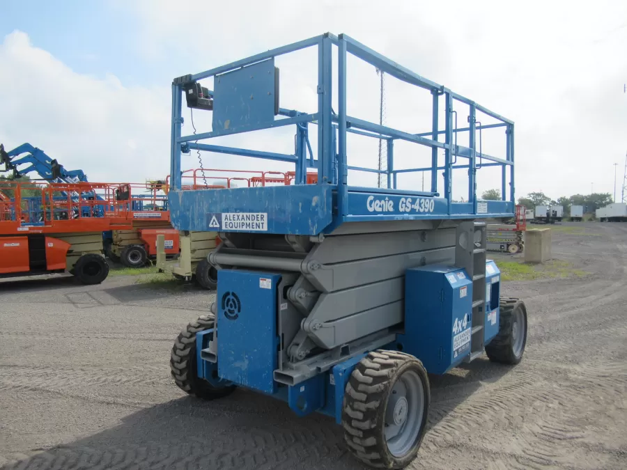 Genie GS-4390 Scissor Lift-S #10001 Genie GS-4390 Scissor Lift-S #10001