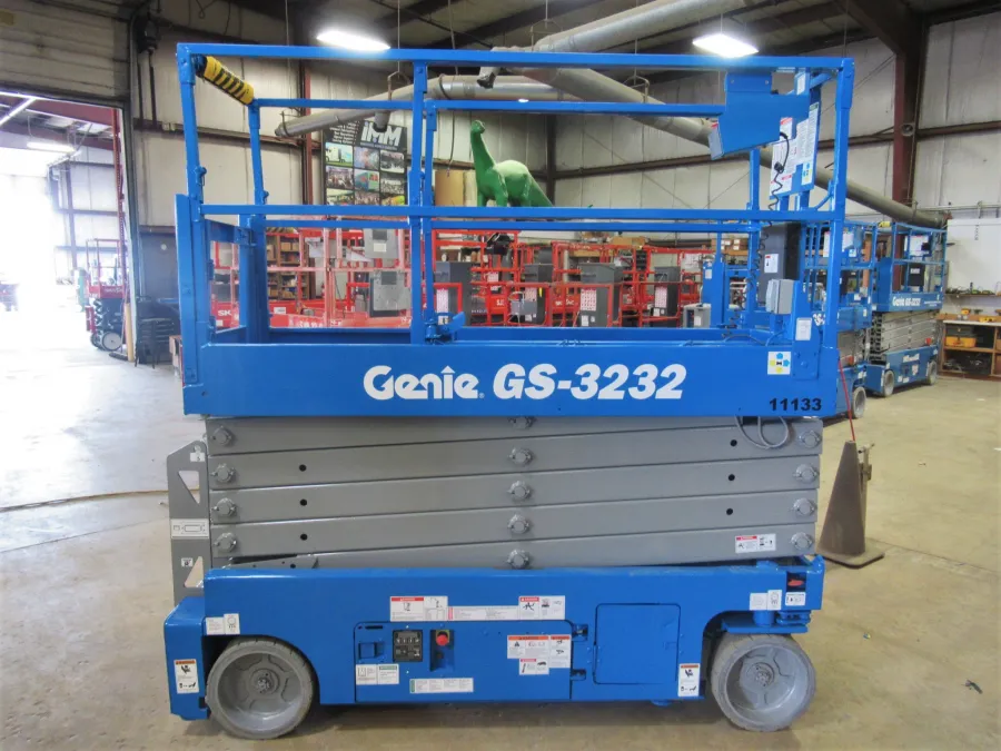 Genie GS3232 Scissor Lift