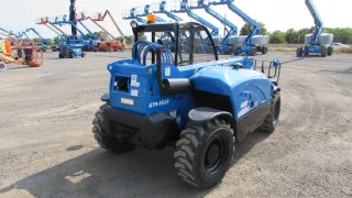 Genie GTH-5519 Reach Forklift - Telehandler #10992 - view 1