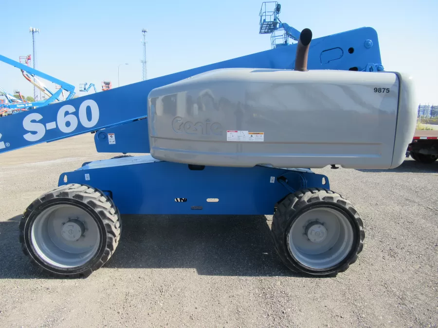 Genie S-60 Boom Lift #9875 - view 2