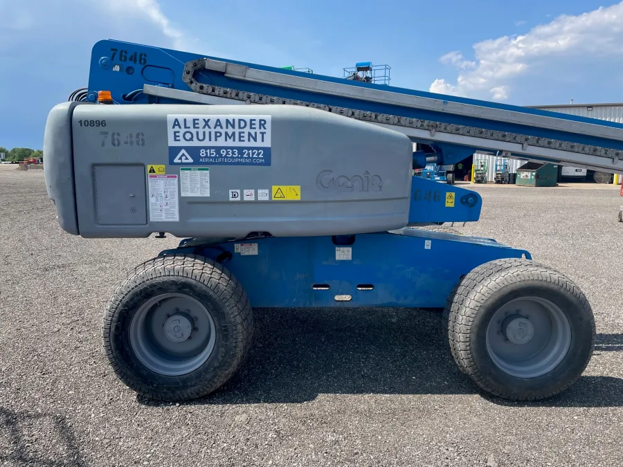 Genie S-65 Boom Lift #10896 - view 2