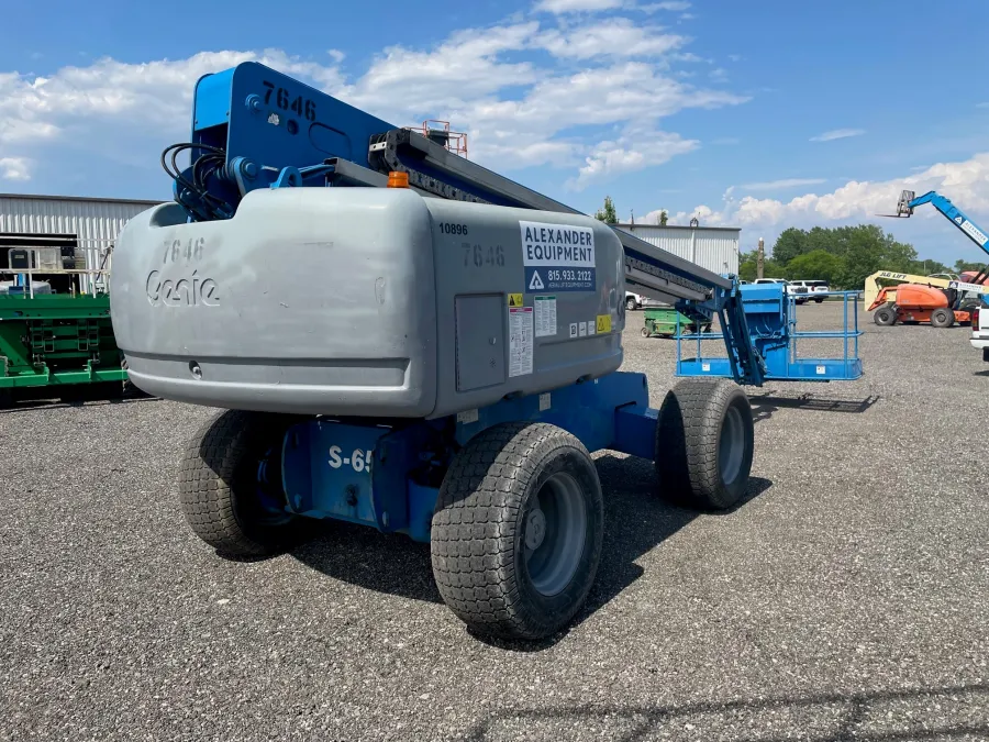 Genie S-65 Boom Lift #10896 - view 3