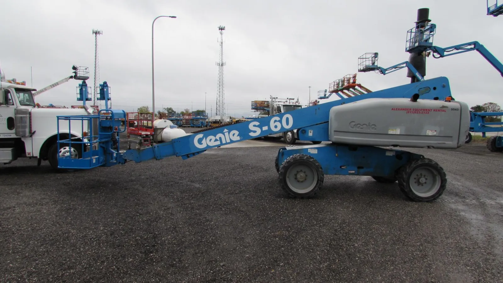 Genie S-60 Boom Lift-S #9543 - view 4