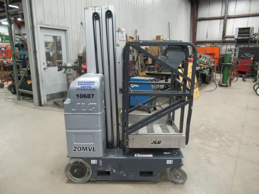 JLG 20MVL Vertical Mast Lift #10687 - view 3