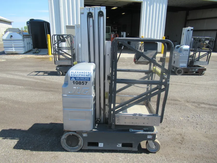 JLG 20MVL Vertical Mast Lift-S #10857 - view 1