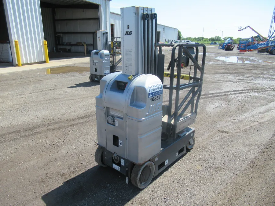 JLG 20MVL Vertical Mast Lift-S #10857 - view 2