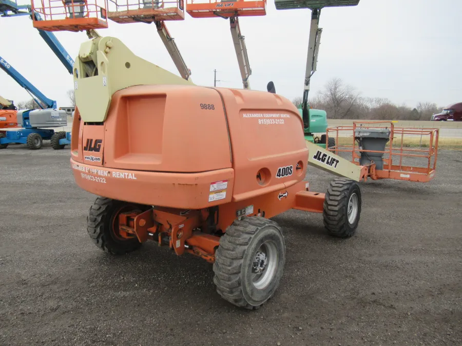 JLG 400S Boom Lift-S #9888 - view 3