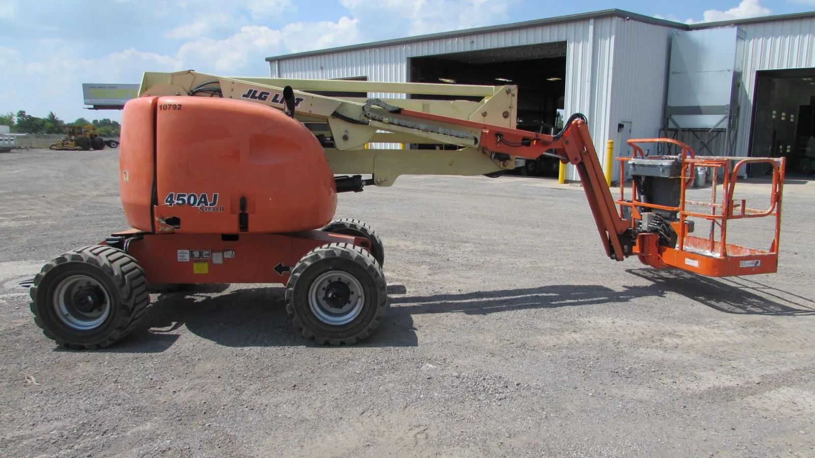 JLG 450AJ Boom Lift #10792 - view 6