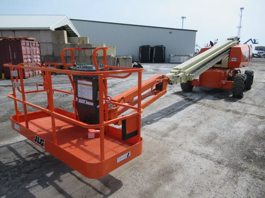 JLG 660SJ Boom Lift-S #11049 - view 1