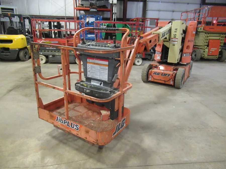 JLG E300AJP Boom Lift #11257 - view 5