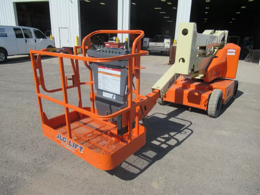 JLG E400AN Boom Lift #11066 - view 6