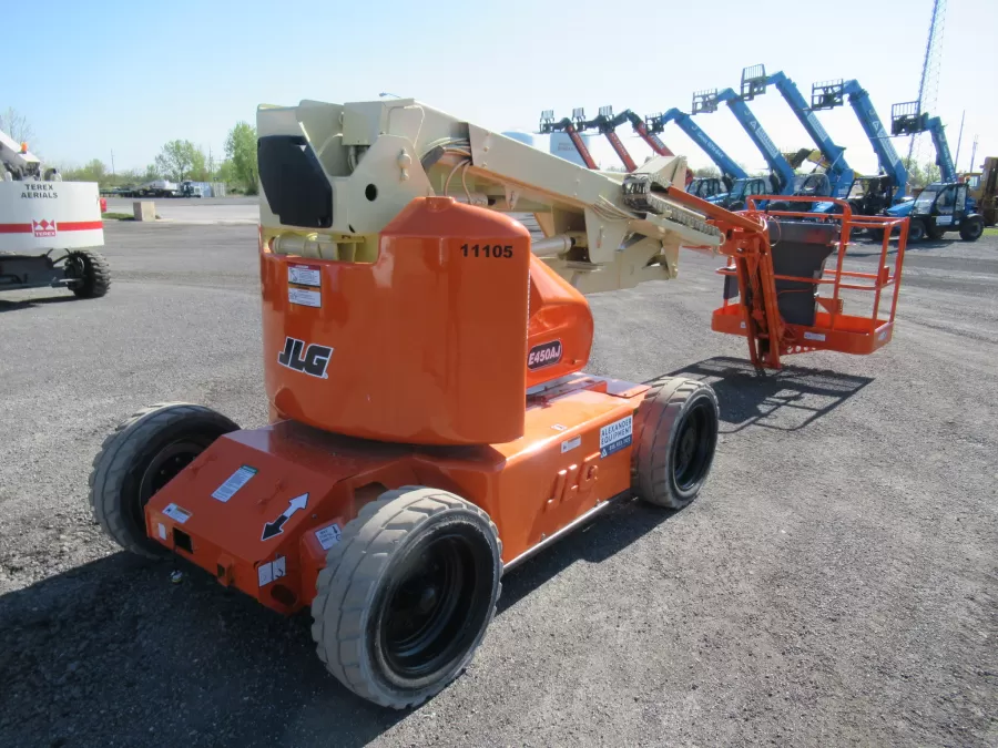 JLG E450AJ Boom Lift-S #11105 - view 6