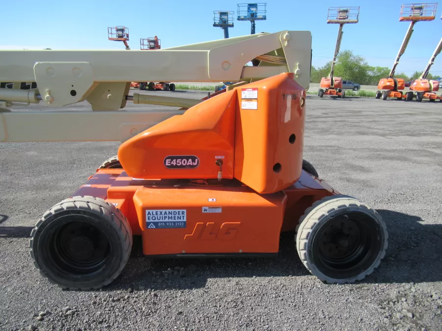 JLG E450AJ Boom Lift-S #11105 - view 5