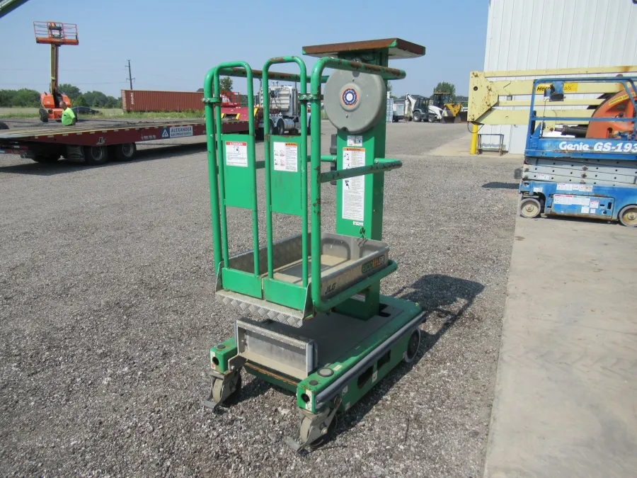 JLG EcoLift70 Vertical Mast Lift #11423 - view 2