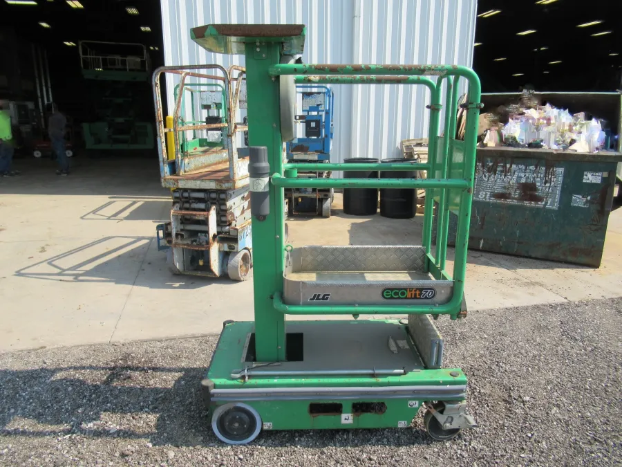 JLG EcoLift70 Vertical Mast Lift #11423 - view 3