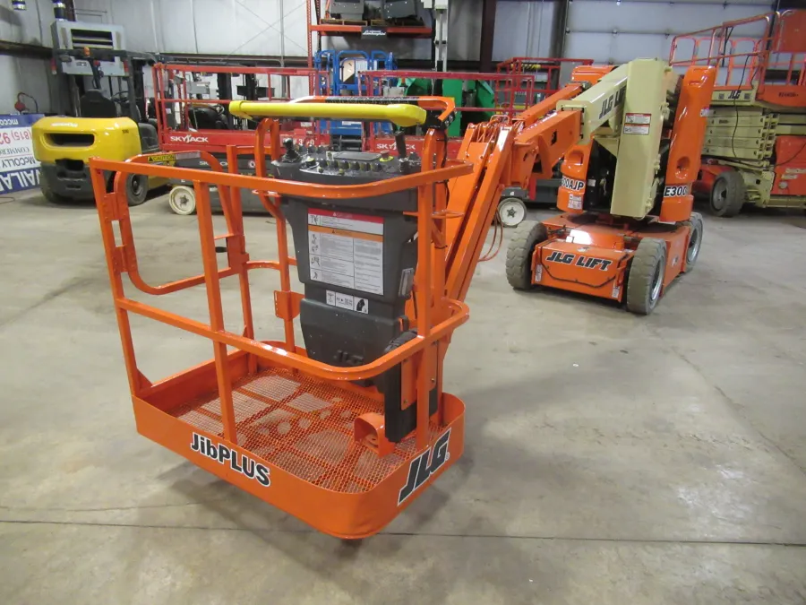 JLG E300AJP Boom Lift #11434 - view 6