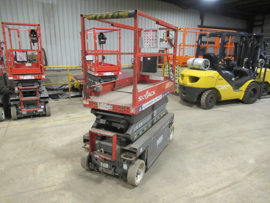 Skyjack SJIII 3219 Scissor Lift-S #11031 - view 3