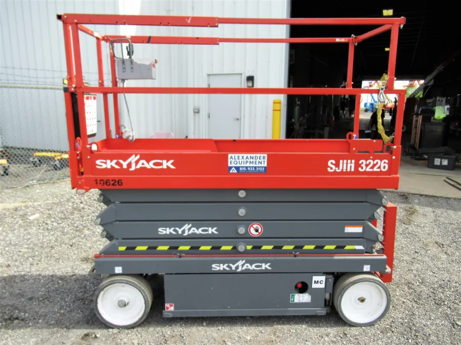 Skyjack SJIII 3226 Scissor Lift #10626 - view 1