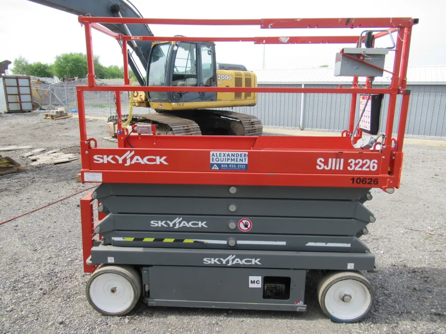 Skyjack SJIII 3226 Scissor Lift #10626 - view 3