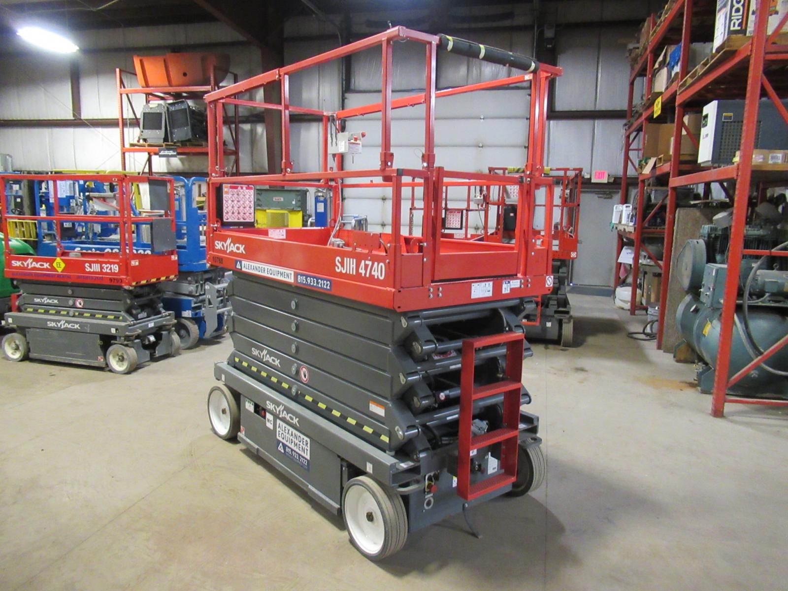 Skyjack SJIII 4740 Scissor Lift #10788 - view 4