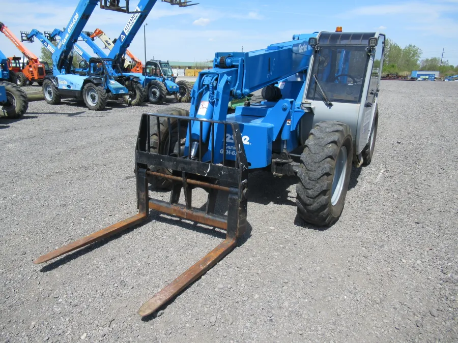 Genie-Terex TH636 Telehandler #10603 - view 2