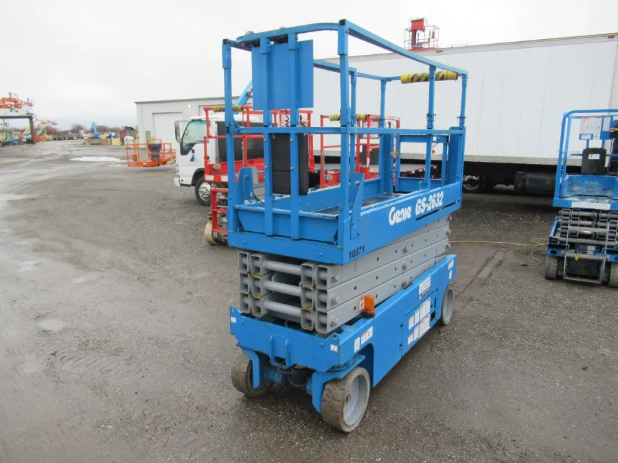 Genie GS-2632 Scissor Lift-S #10971 - view 2