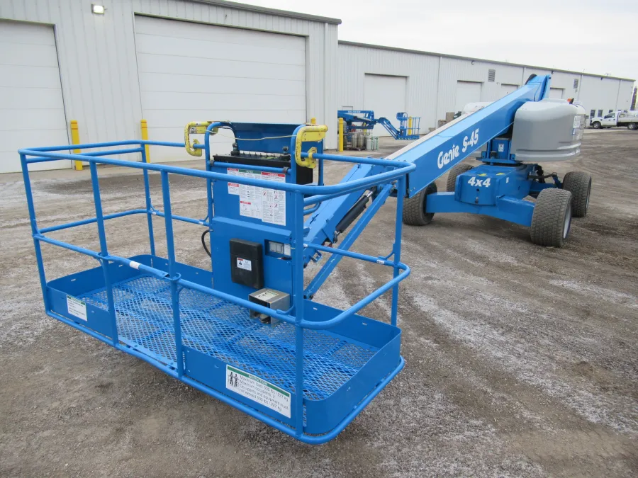 Genie S-45 Boom Lift #11272 - view 3
