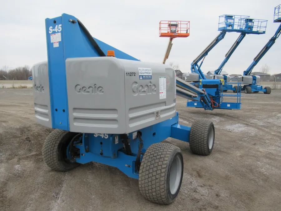 Genie S-45 Boom Lift #11272 - view 6