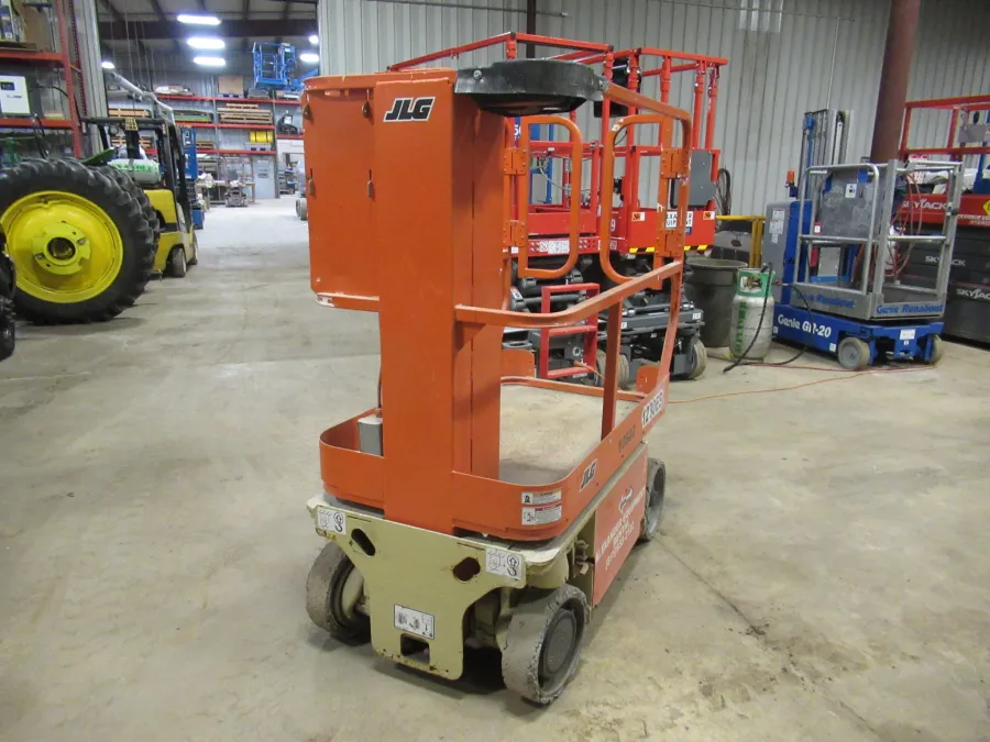 JLG 1230ES Vertical Mast Lift-S #10600 - view 2