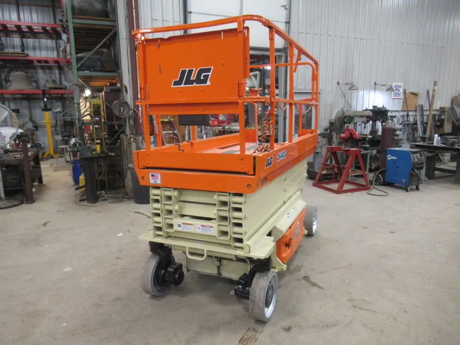 JLG 2646ES Scissor Lift #10970 - view 2