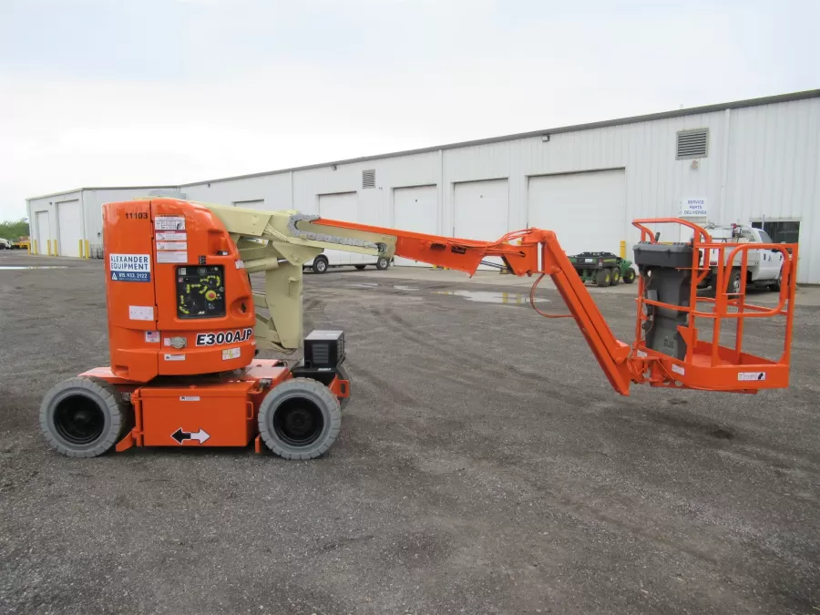 JLG E300AJP Boom Lift-S #11103 - view 5