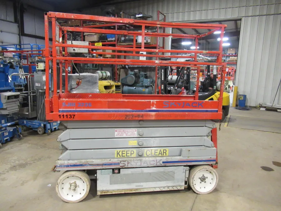 Skyjack SJIII3226 Scissor Lift-S #11137 - view 4